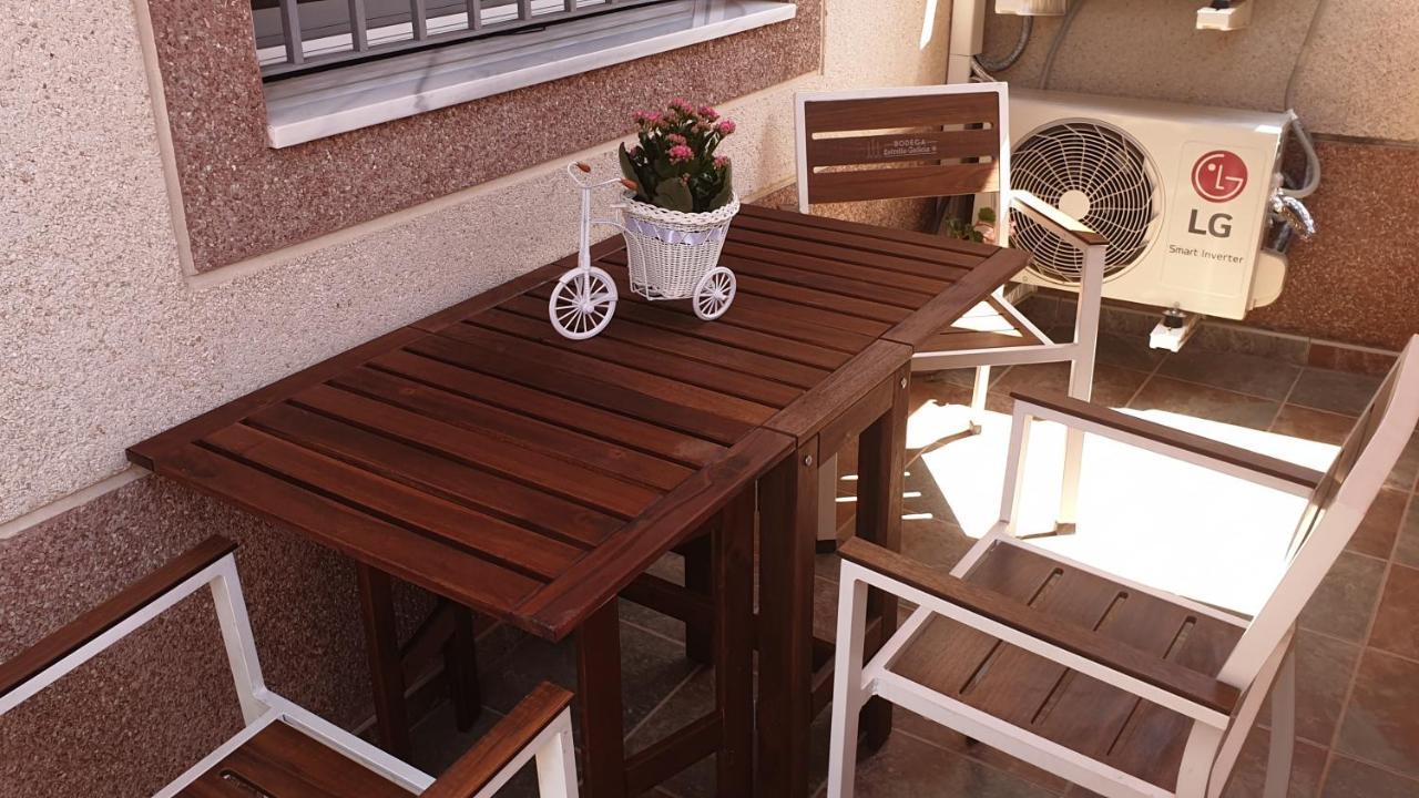 Apartamento Helena Рота Екстериор снимка