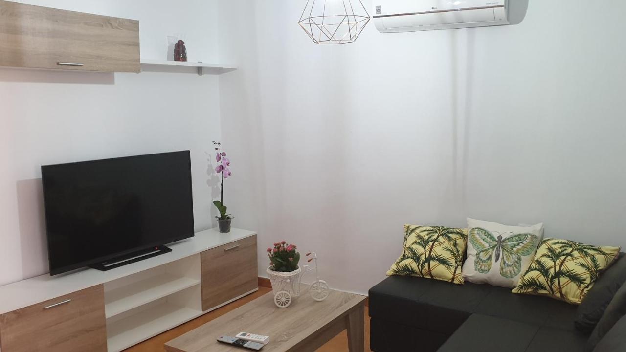 Apartamento Helena Рота Екстериор снимка