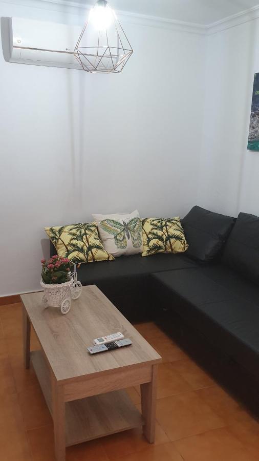 Apartamento Helena Рота Екстериор снимка