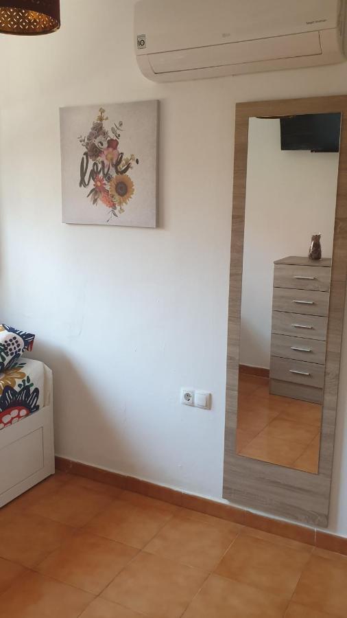 Apartamento Helena Рота Екстериор снимка